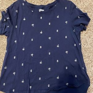 Old Navy tee